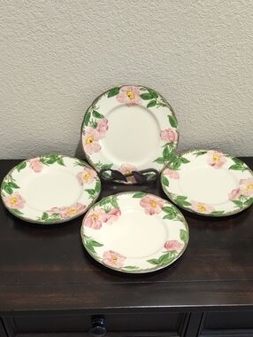 Four (4) Franciscan Desert Rose Bread Butter Dessert Appetizer Plates 6 3/8"